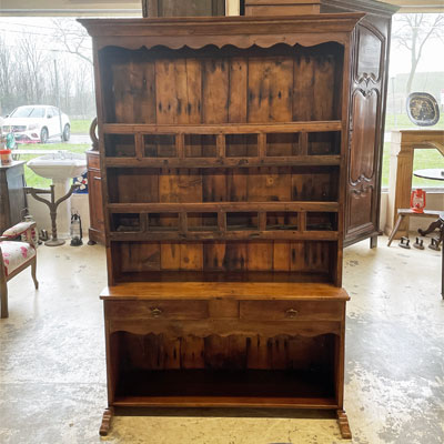buffet_ancien_porte_assiettes