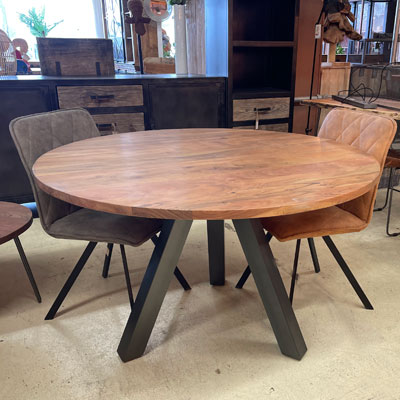 table_ronde_pieds_metal