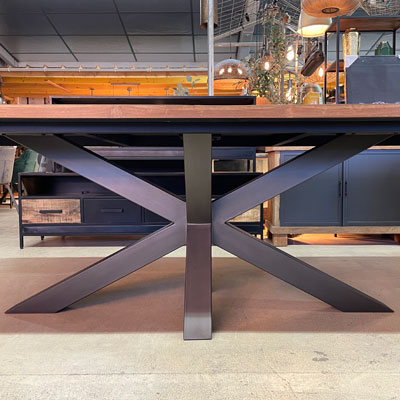 table_plateau_teck_pied_central_metal