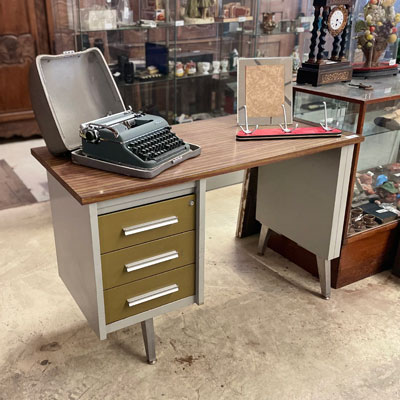 bureau_metal_vintage