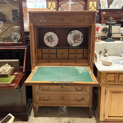 secretaire_ancien