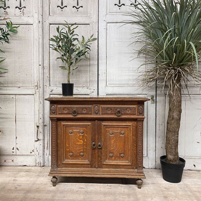buffet_ancien_dessus_faience