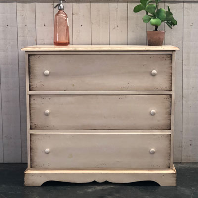 commode_patine_blanche