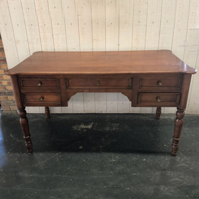 bureau_merisier