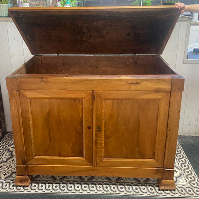 meuble_merisier_coffre