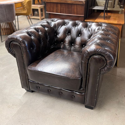fauteuil_chesterfield_cloute