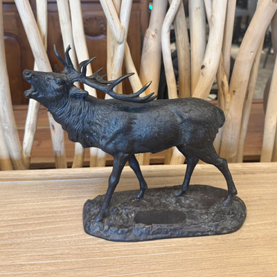 posture_cerf_bronze