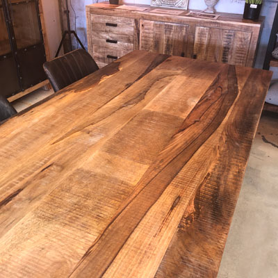 table_style_indus_bois_metal