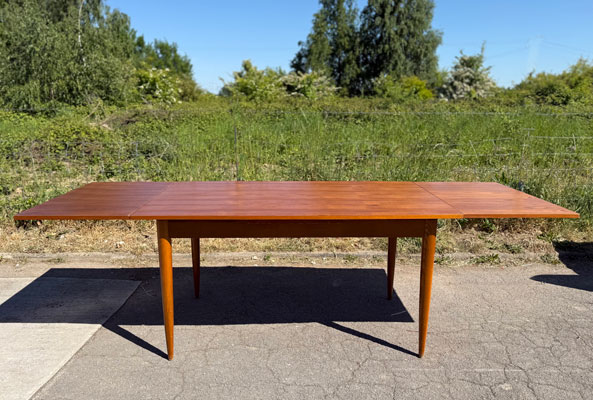 table_extensible_vintage