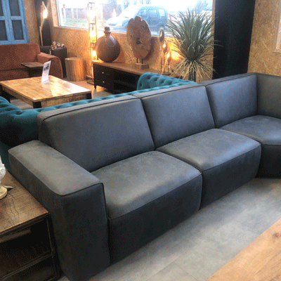 salon_angle_table_salon