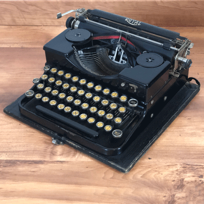 machine_a_ecrire_ancienne_royal