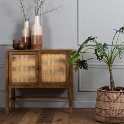 meuble_bois_exotique_portes_rotin