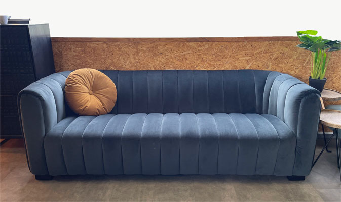 canape_velours_gris_bleu