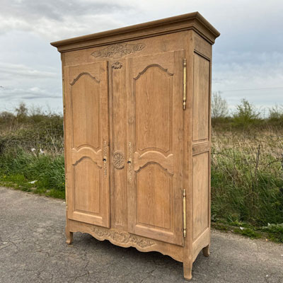 armoire_ancienne_chene_massif_sable