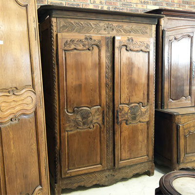 armoire_pin
