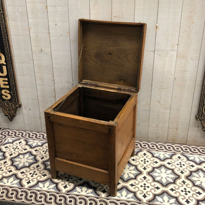 meuble_ancien_cube