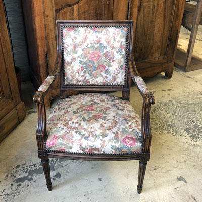 fauteuil_louis_XVI