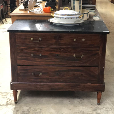 commode_marbre