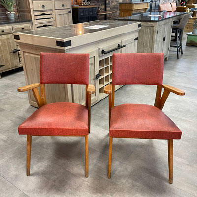 fauteuils_vintage_rouge_bois