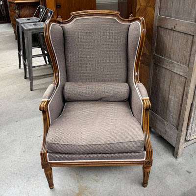 fauteuil_oreille_tissu_bois