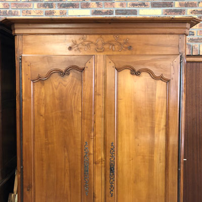 armoire_ancienne_merisier