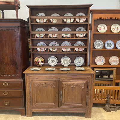 buffet_ancien_porte_assiettes