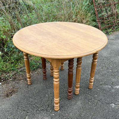 table_chene_massif_8pieds