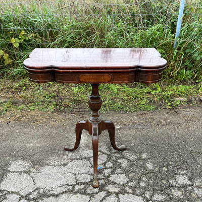 table_de_jeu_ancienne_pliante