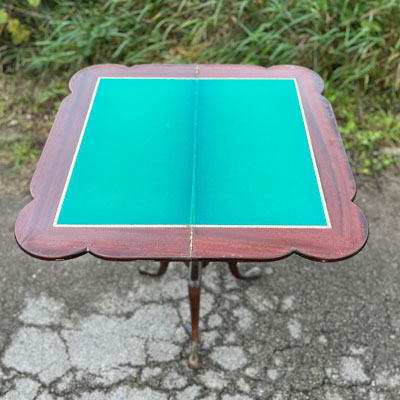 table_de_jeu_pliante